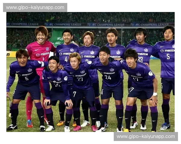 绿茵场上的宿命对决：广岛三箭与鸟栖的激情碰撞